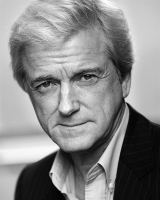 Paul Lavers