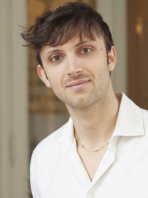 Mattia Calabrese in Vienna's English Theatre's Production of Nell Gwynn